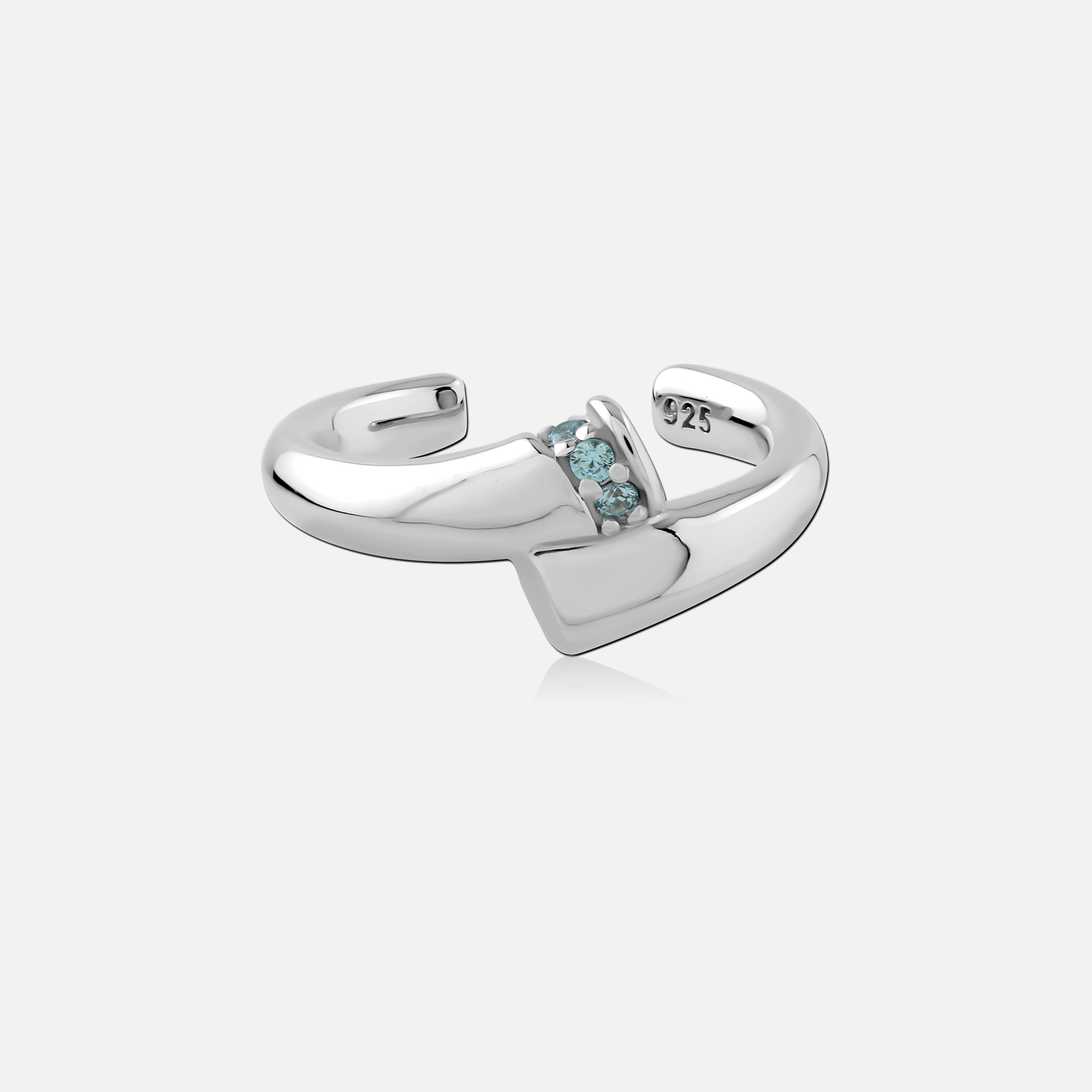 SAIJAI Crux Earcuff
